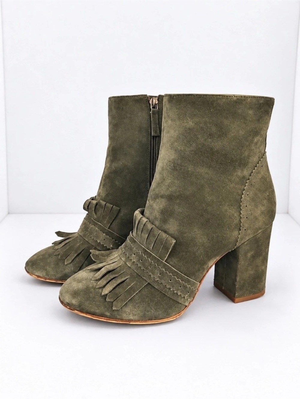 Etienne Aigner Marina Olive Suede Fringe Kiltie Ankle Boots 8.5M